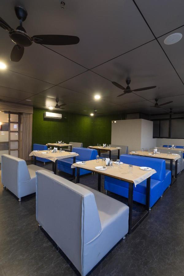 Hotel Green City Gandhinagar Ngoại thất bức ảnh